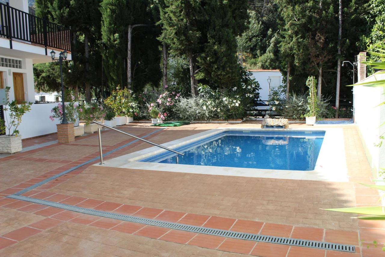 Apartamento Guadiaro 3 Ainhoa Benaojan Exterior photo